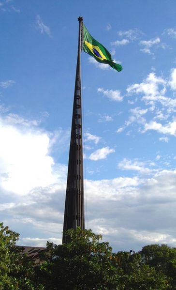 File:Brasilia bandeira.jpg